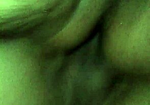 foyar en la discotec feels so damn hot mmm