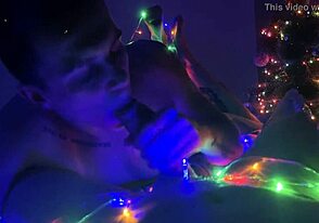 Sperma tropft aus meinem Mund nach Falcon Als Blowjob