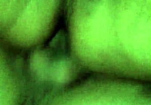 foyar en la discotec feels so damn hot mmm