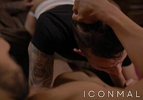 První trojka šokuje gay pasivního! Zvládne to?