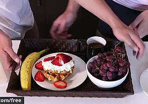 3 Sıcak Twink Grup Sikiyor Daddy Manuel Skye'yi