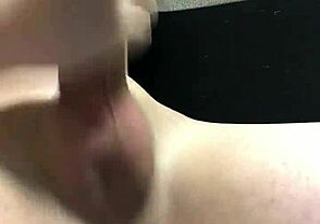 يا صديقي، تريد رؤية طلقة مني لشاذ؟