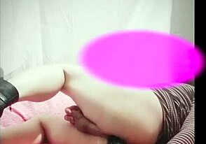 Ele Se Veste de Menina Louco por Prazer Anal