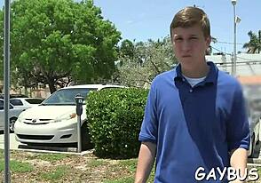 풀 길이 게이 포르노 영화 씬 보고 항상 흥분돼