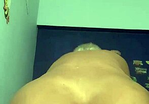 Vídeo gay de pauzão socando bunda apertada. Ação selvagem a noite toda.