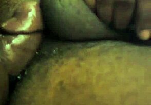 Ehi, vuoi vedere twink ebony che scopano bareback dopo aver succhiato?