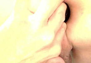 मेरा गे एनल गैपिंग प्रोलैप्स्ड रोजबड के साथ देखना चाहते हो?