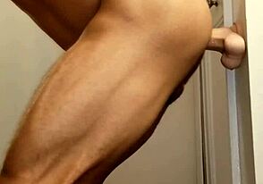 आइवरी व्हाइट्स स्टीमी शावर टॉय प्ले