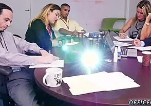 هي، جرب أفلام عارية مع شباب مراهقين مستقيمين 18+ لأول مرة؟