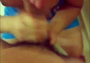 रोला ग्रोसा ट्विंक सोलो सॉफ्टकोर एक्शन में जाता है