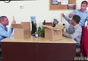 Hatalmas meleg anális akció tinivel és öreggel HD-ben