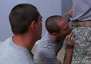 Gledaj afričke gejeve u vojnoj obuci kako postaju divlji trio