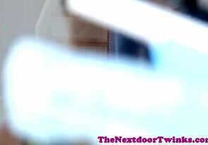 Mann, ich steh total auf Porntwink Justin Visic der hart Arschgefickt wird... verdammt