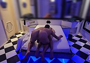 Amatur biseksual dapat urut kontol dan blowjob