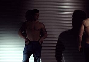 डाल्टन और डकोटा पैर बगल फेटिश में रफ बेयरबैक चोदाई एक्सप्लोर करते हैं