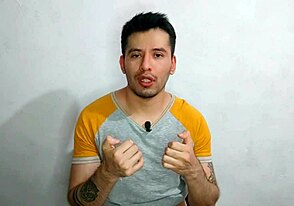 Young doctor drilled by mature boss with 23cm in hospital cubicle!