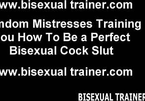 Aku tangkap kau tengok porn gay di laptop kau