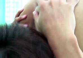 该死，吸吮和舔屁股的小鲜肉玩疯了！