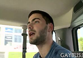 Homo oral action blir het här nere! 😜