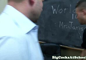 Hej, velkokundy atlet, boucháš tu těsnou kolejní prdel dneska nebo co?