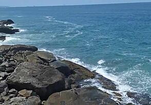 Widziałeś kiedyś monstrualnego kutasa rozrywającego dupę plażowicza w RJ?