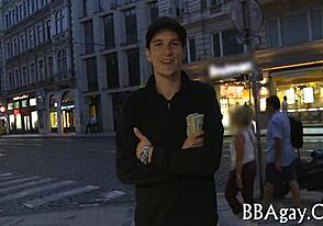 Človeče, ani neviem opísať túto homo análovú scénu... do pekla