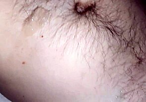 Ehi schiavo, reggi la mia presa fino a scoppiare?