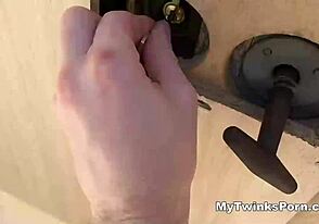 Υπάκουα Τουίνκς Βασανίζονται και Γαμιούνται Δυνατά σε Ακατέργαστη Σκληρή Τετράδα. Δες το Μέρος 2 στο MyTwinksPorn!