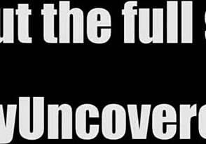 Marine kuasai mainan hitam besar dalam permainan pelaut solo