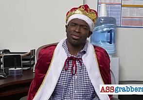 I’m loving these interracial gay bangers drilling me hard every night