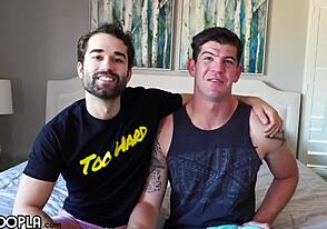 Wow! Podívejte se na Jaxona a Robbieho v nejžhavějším gay flipfucku 2019!