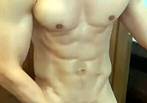 แตกหลังอาบน้ำ โห อยากมากเลยว่ะ ชักว่าวเกย์