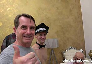 Apa yang cowok inginkan di party orgy twink bareback?