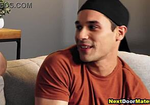 Gay pornohvězda barebackuje hetero chlapa tvrdě