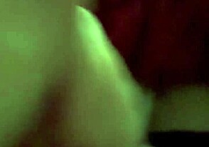 slimyslimy1, mau lihat cum sembunyi di celana pendek putih?