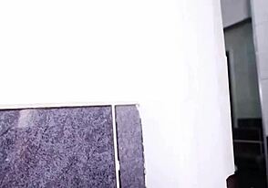 man, i'm just fudendo this bathroom worker, ya know... my bad!