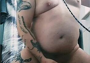 So, wie, Gaywolf verwandelt sich in Mastino Grande in diesem kinky Amateur-Vid. Das ist wilder Kram!