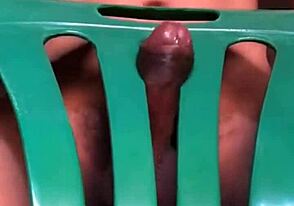 Ich kann einfach nicht aufhören, diesen Stuhl zu ficken, Mann!