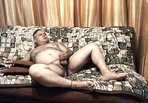 我看着Robert Mikita同志自慰独秀