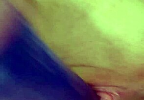 يا رجل، شوفني أضرب لوحدي بديلدو سمين