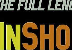 Homosexuales besan profundo y se masturban juntos bajo la ducha en puro éxtasis