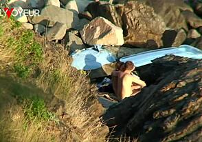 Hey, thought this beach spot was private for a quick fuck!