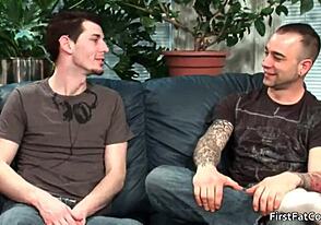 Člověče, Aiden Blue má své první velké gay video, tak šílené!