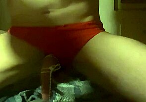 I’m So Into This Salon Gay Amateur Solo