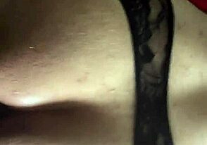 Medrasni duo nabija veliko rit v surovi intenzivni analni fuk seansi