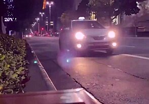 Novinho dotado showing off huge cock at bus stop! 😲