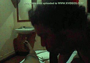 Putinha fazendo boquete com vontade, que delícia!