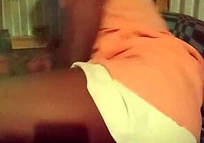 Shemale de polla grande SexyJayla254 se masturba duro hasta que el semen se derrama por todos lados