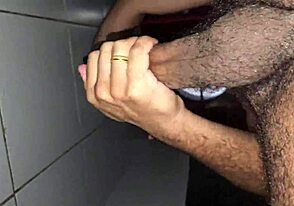 Wartet auf einen echten Mann für geilen Spaß