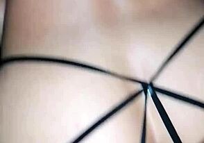 Imádom, hogy keményen basznak a seggembe intenzív amatőr anál szexszel